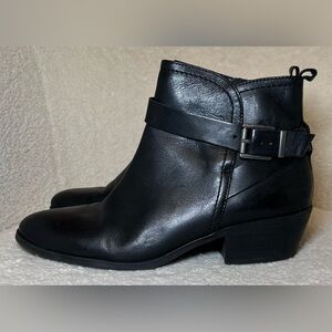 Vince Camuto Peamer black leather booties silver buckle round toe zipper entry 9